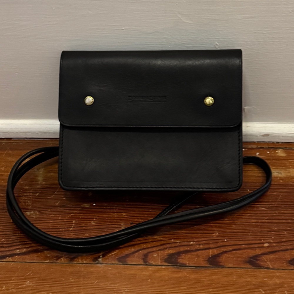Vtg RARE Dooney & Bourke Alto Western Black Leather Small Crossbody Belt Bag